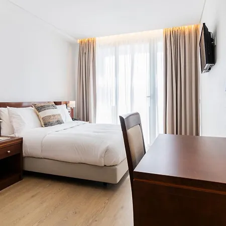 Albergaria Quim Barreiros Hotel