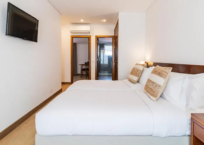 Albergaria Quim Barreiros 호텔 빌라프라이라데안코라