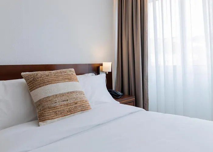 Albergaria Quim Barreiros 호텔 빌라프라이라데안코라