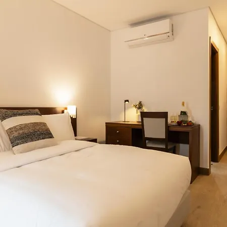 Albergaria Quim Barreiros Hotel 3*
