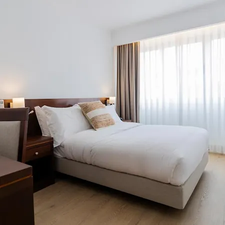 Albergaria Quim Barreiros Hotel