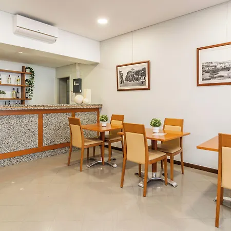 Albergaria Quim Barreiros Hotel