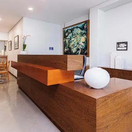 Albergaria Quim Barreiros Hotel 4*