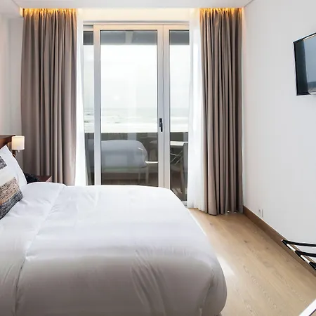 Отель Albergaria Quim Barreiros 4*