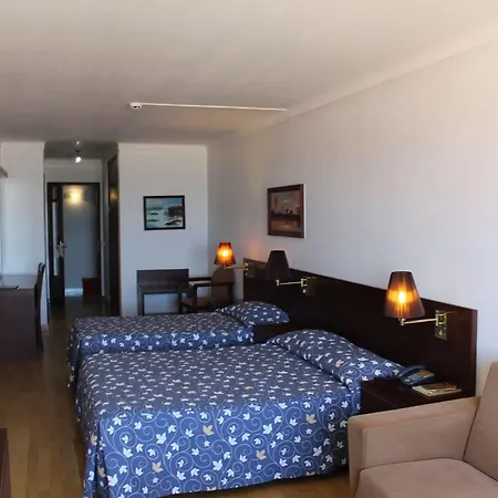 Albergaria Quim Barreiros Hotel 4*