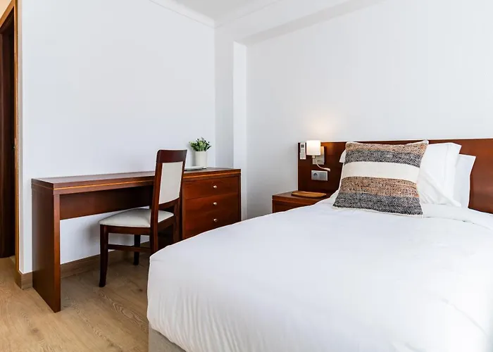 Szálloda Albergaria Quim Barreiros